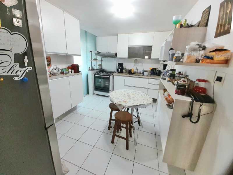 Apartamento à venda com 3 quartos, 110m² - Foto 6