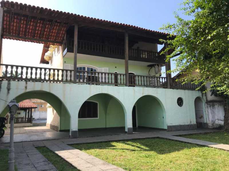 Casa de Condomínio à venda com 3 quartos, 600m² - Foto 1