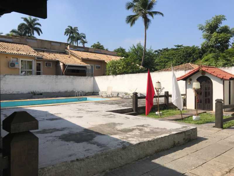 Casa de Condomínio à venda com 3 quartos, 600m² - Foto 6