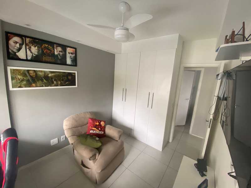 Apartamento à venda com 3 quartos, 92m² - Foto 11