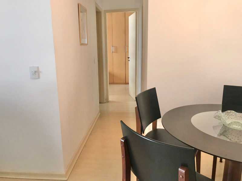 Apartamento à venda com 2 quartos, 72m² - Foto 6