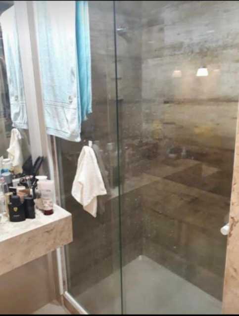 Apartamento à venda com 2 quartos, 70m² - Foto 15