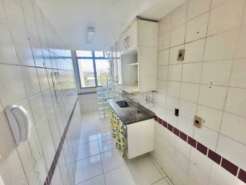 Apartamento à venda com 3 quartos, 75m² - Foto 7