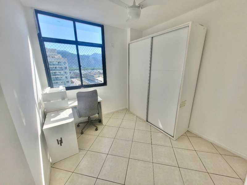 Apartamento à venda com 3 quartos, 75m² - Foto 9