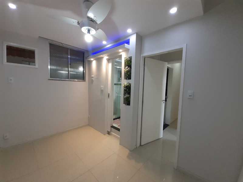 Apartamento à venda com 3 quartos, 105m² - Foto 17