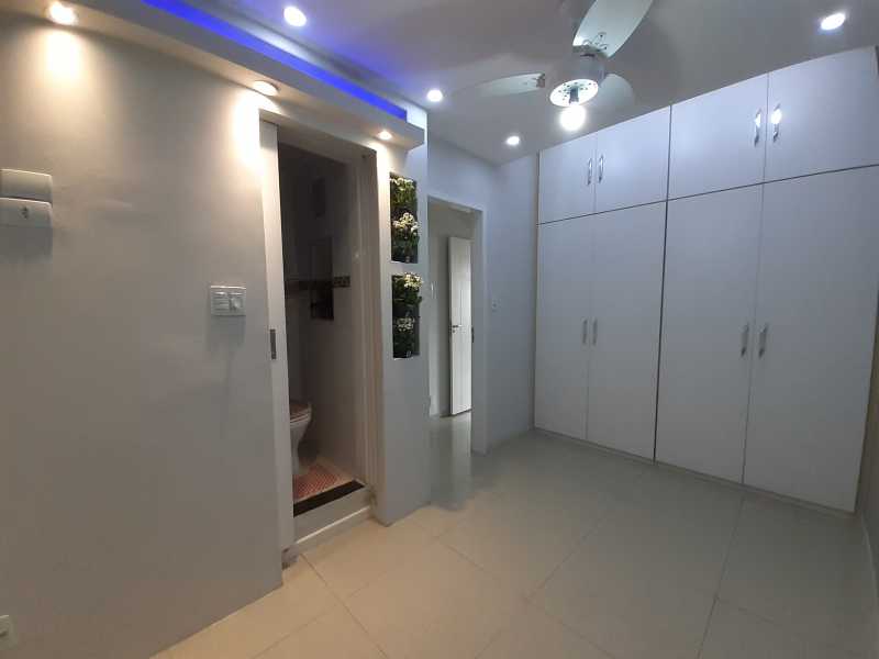 Apartamento à venda com 3 quartos, 105m² - Foto 16