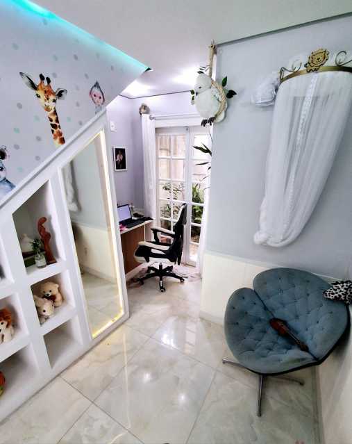 Casa de Condomínio à venda com 2 quartos, 320m² - Foto 9