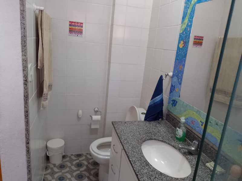 Casa de Condomínio à venda com 4 quartos, 179m² - Foto 11