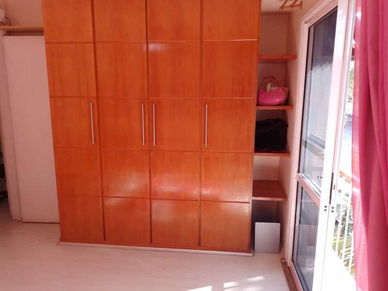 Casa de Condomínio à venda com 4 quartos, 179m² - Foto 12