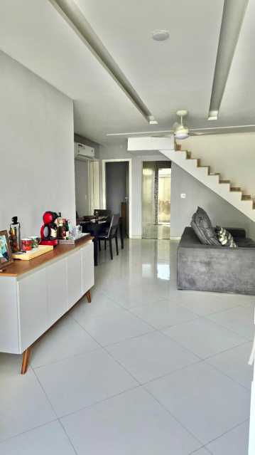 Casa de Condomínio à venda com 3 quartos, 180m² - Foto 4