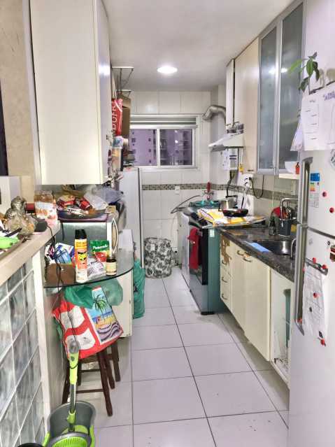 Apartamento à venda com 2 quartos, 64m² - Foto 21