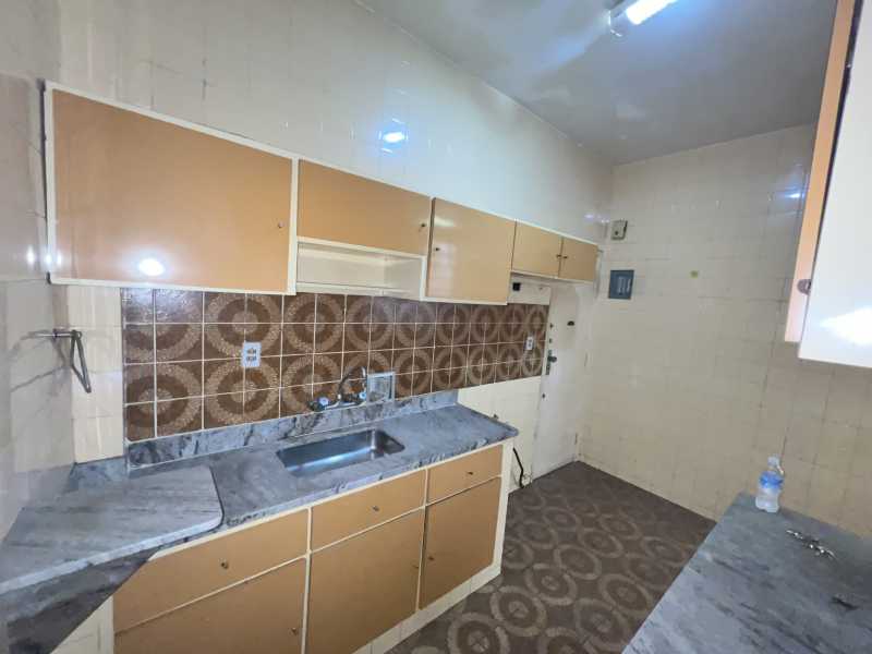 Apartamento à venda com 4 quartos, 142m² - Foto 25