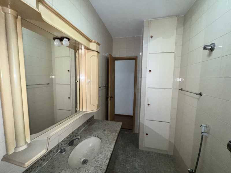 Apartamento à venda com 4 quartos, 142m² - Foto 9