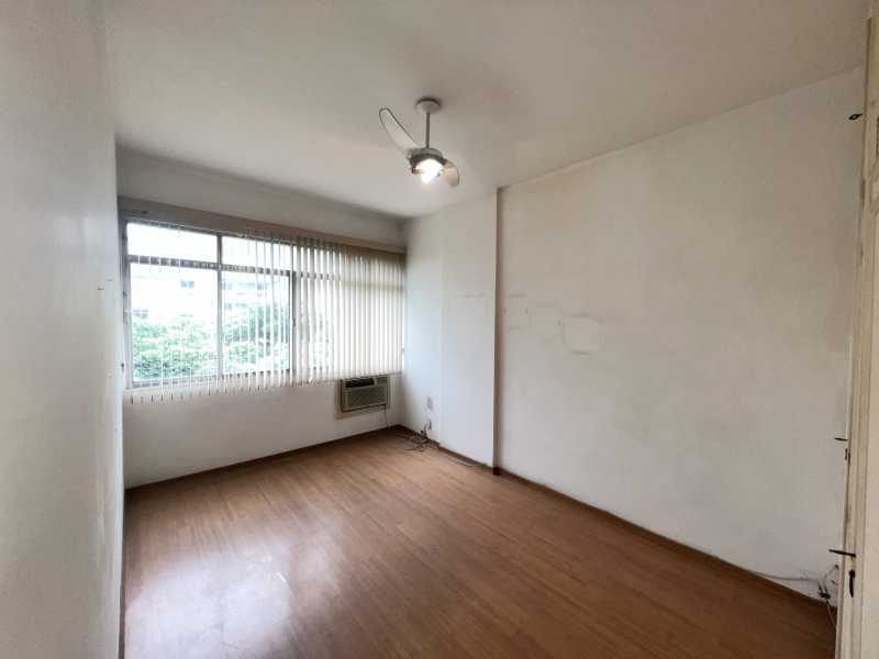 Apartamento à venda com 4 quartos, 142m² - Foto 23