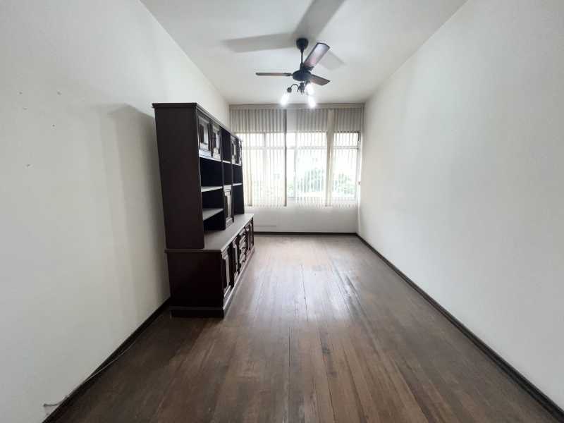 Apartamento à venda com 4 quartos, 142m² - Foto 3