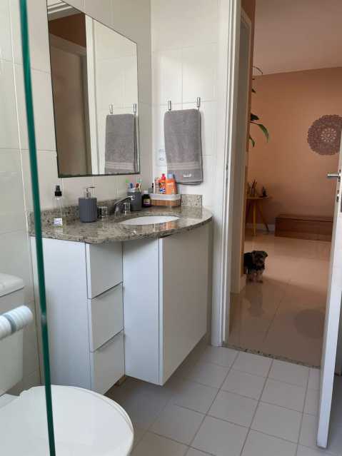 Apartamento à venda com 2 quartos, 77m² - Foto 14