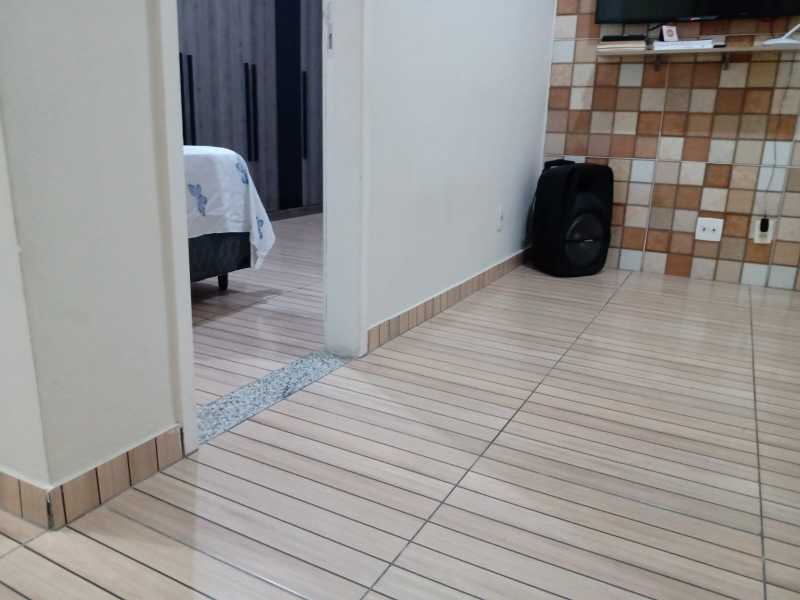 Apartamento à venda com 1 quarto, 70m² - Foto 9