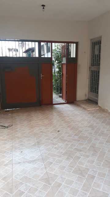 Casa de Vila à venda com 2 quartos, 100m² - Foto 2