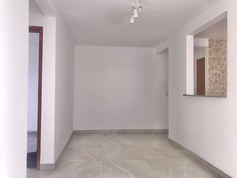 Apartamento à venda com 2 quartos, 42m² - Foto 5