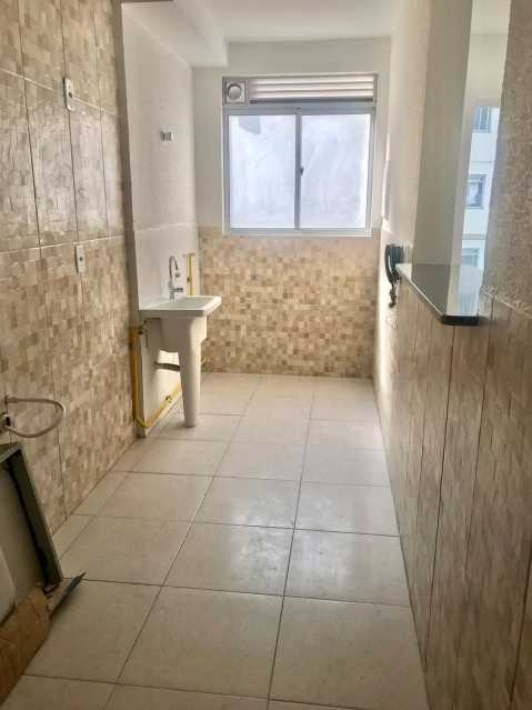 Apartamento à venda com 2 quartos, 42m² - Foto 16