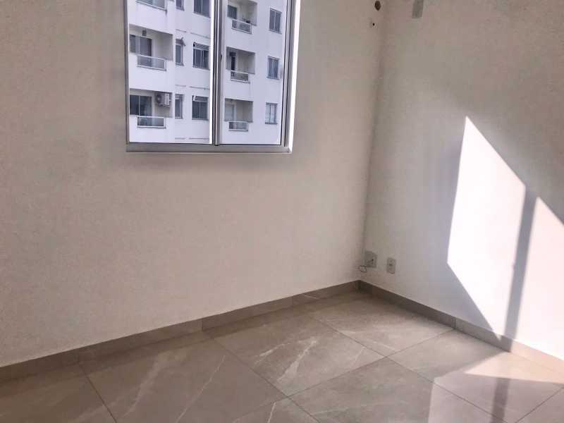 Apartamento à venda com 2 quartos, 42m² - Foto 12