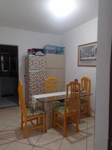 Casa à venda com 3 quartos, 120m² - Foto 3