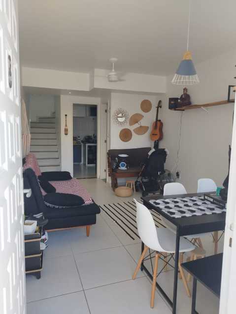 Casa de Condomínio à venda com 2 quartos, 87m² - Foto 1