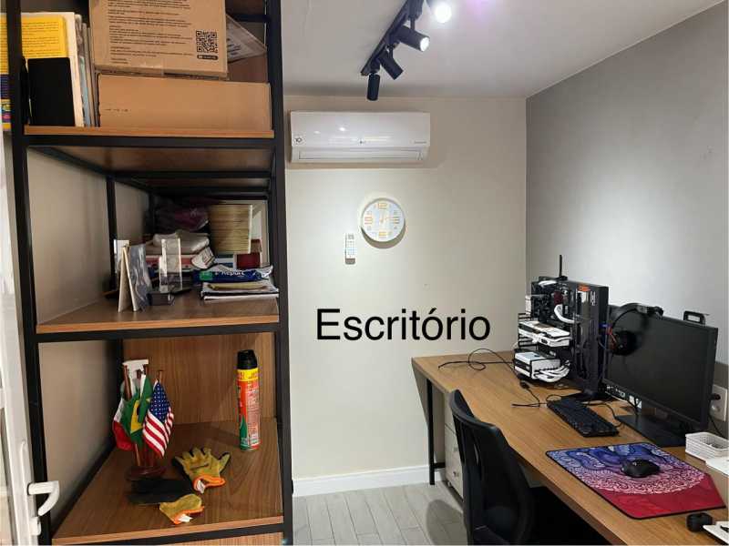 Casa de Condomínio à venda com 5 quartos, 256m² - Foto 11