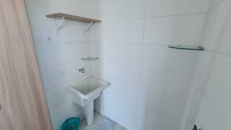 Apartamento à venda com 2 quartos, 70m² - Foto 4