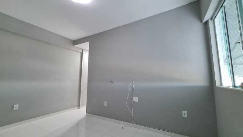 Apartamento à venda com 2 quartos, 70m² - Foto 5