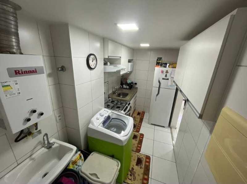 Apartamento à venda com 2 quartos, 62m² - Foto 5