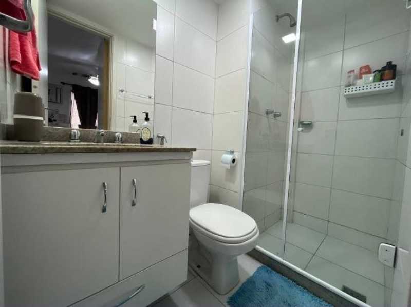 Apartamento à venda com 2 quartos, 62m² - Foto 10