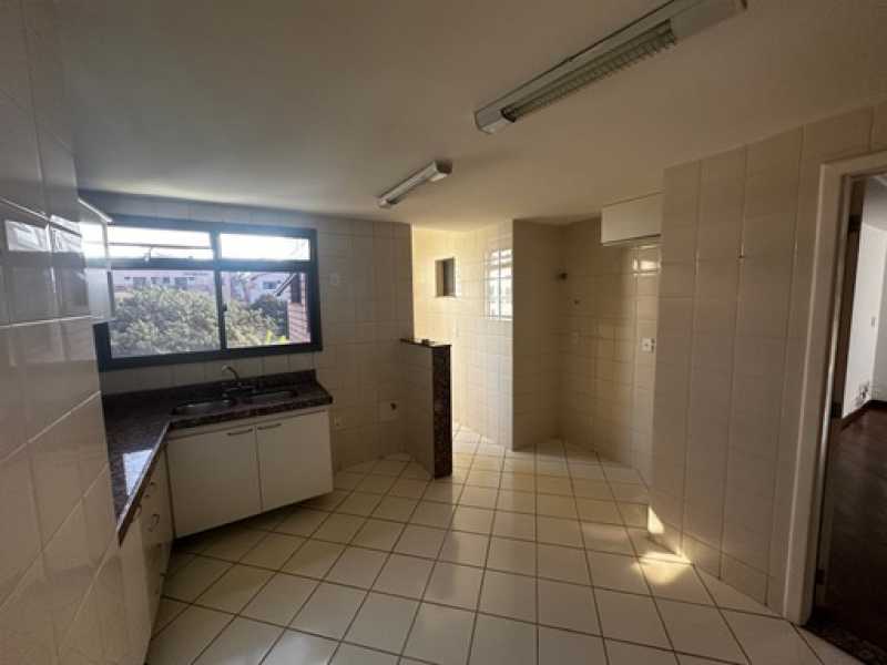 Apartamento à venda com 2 quartos, 96m² - Foto 14