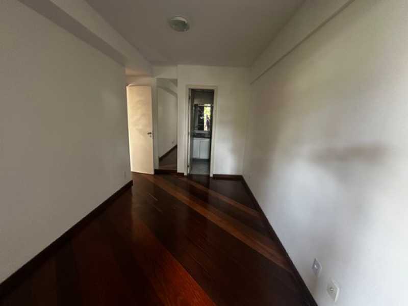 Apartamento à venda com 2 quartos, 96m² - Foto 18