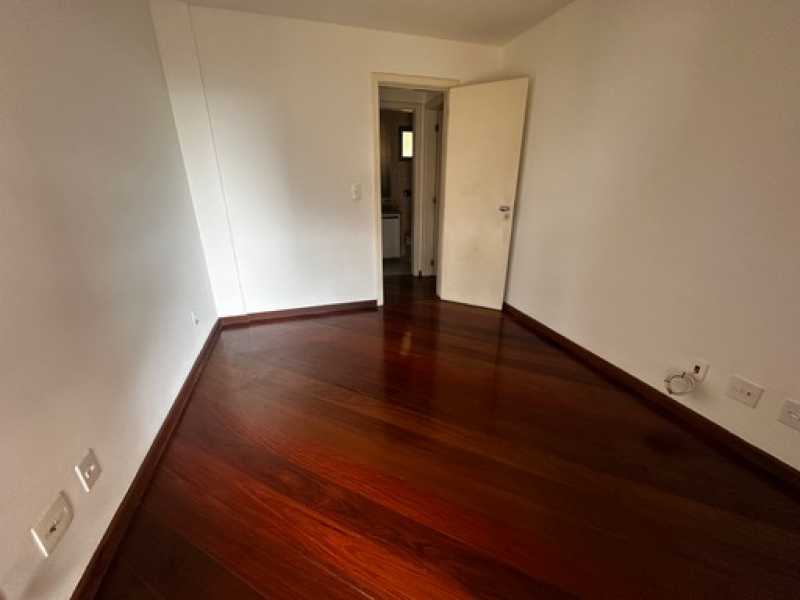 Apartamento à venda com 2 quartos, 96m² - Foto 20