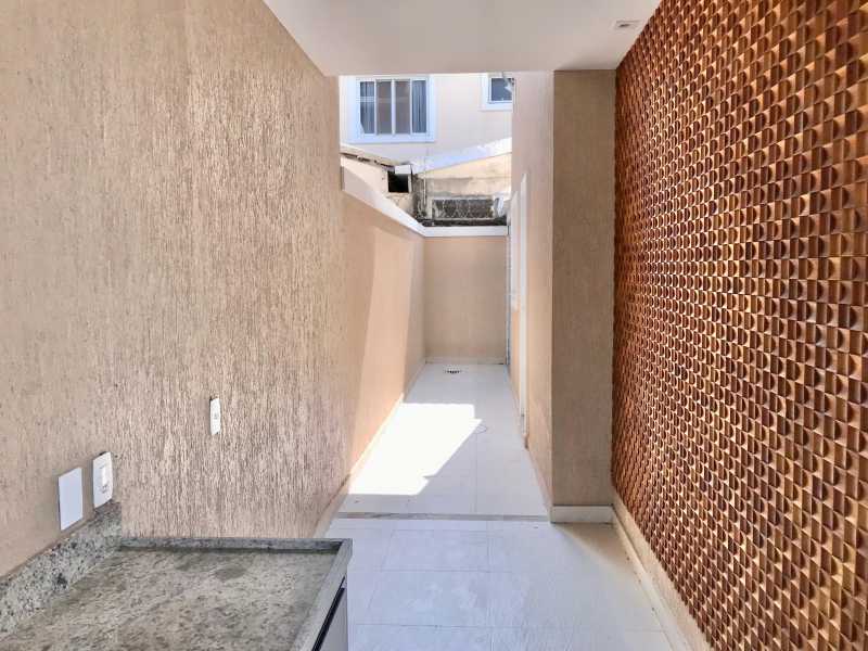 Casa de Condomínio à venda com 5 quartos, 238m² - Foto 6