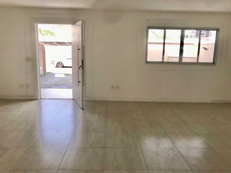 Casa de Condomínio à venda com 5 quartos, 238m² - Foto 15