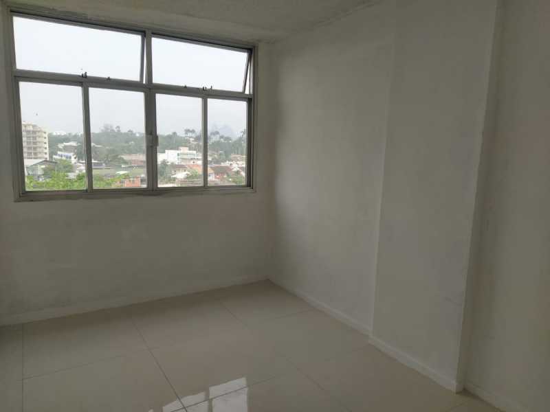 Apartamento à venda com 2 quartos, 58m² - Foto 11