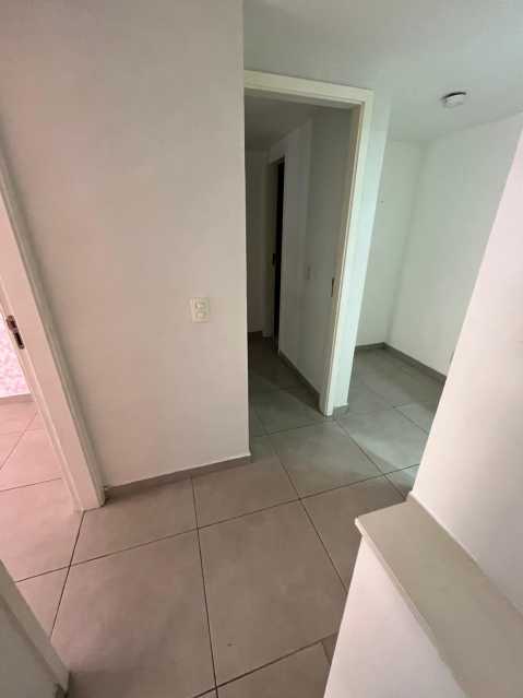 Apartamento à venda com 3 quartos, 105m² - Foto 11