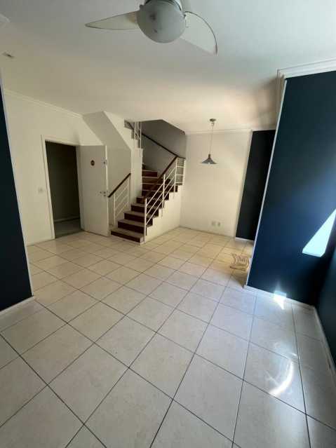 Apartamento à venda com 3 quartos, 105m² - Foto 6