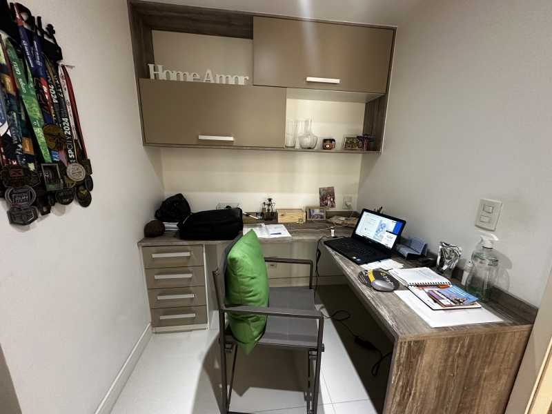 Apartamento à venda com 2 quartos, 80m² - Foto 17