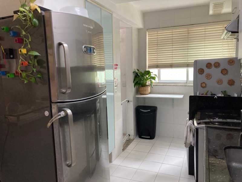 Apartamento à venda com 2 quartos, 80m² - Foto 10