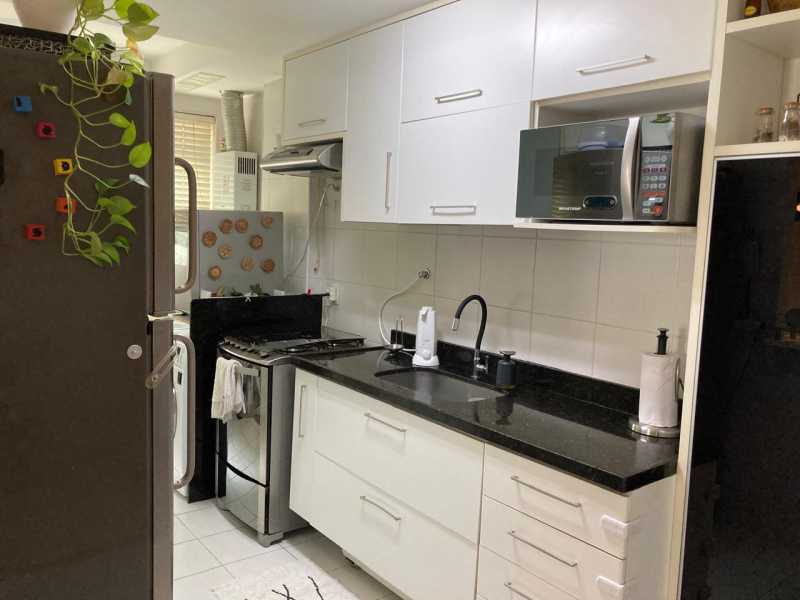 Apartamento à venda com 2 quartos, 80m² - Foto 9