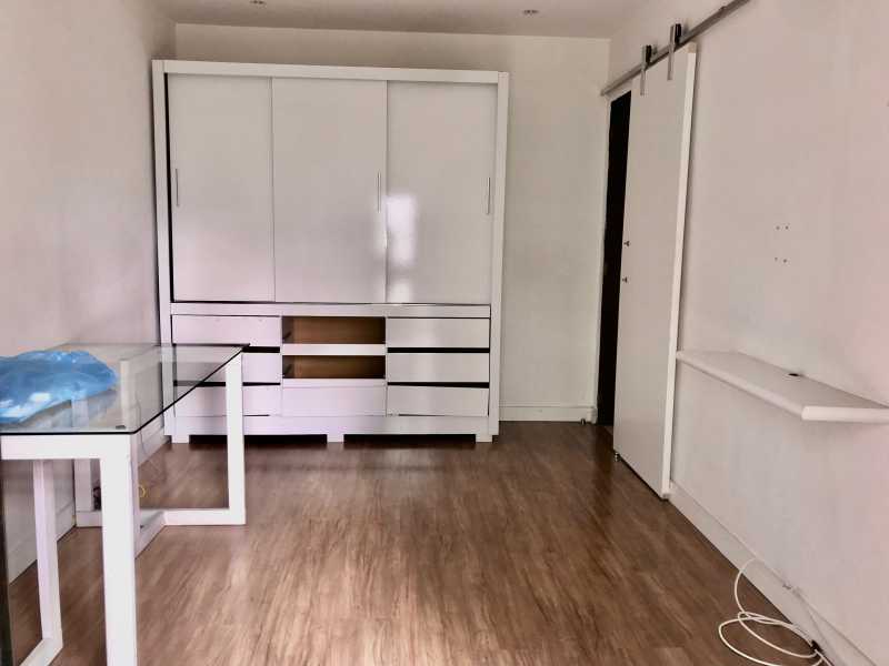 Apartamento à venda com 3 quartos, 150m² - Foto 21