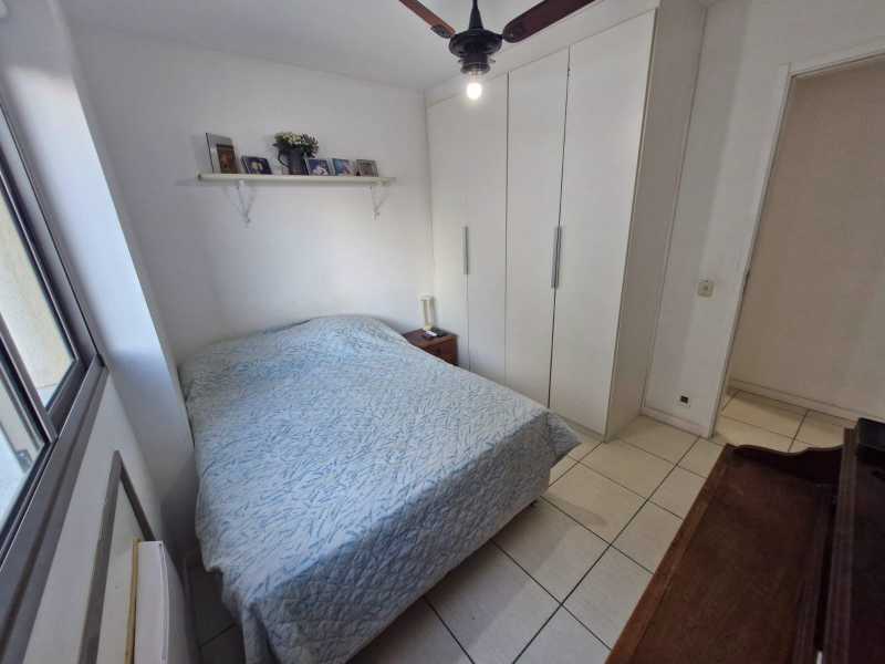 Apartamento à venda com 3 quartos, 95m² - Foto 15