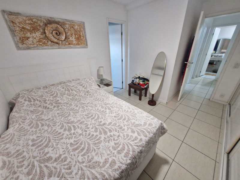 Apartamento à venda com 3 quartos, 95m² - Foto 12