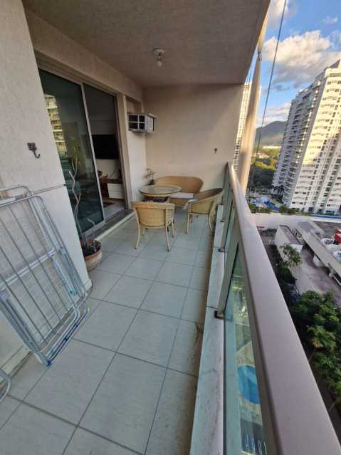 Apartamento à venda com 3 quartos, 95m² - Foto 5