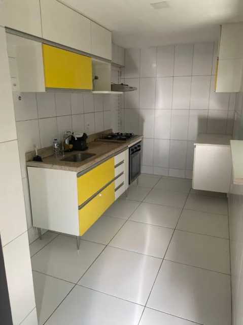 Casa de Vila à venda com 2 quartos, 250m² - Foto 8