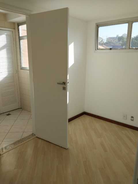 Apartamento à venda com 3 quartos, 80m² - Foto 5