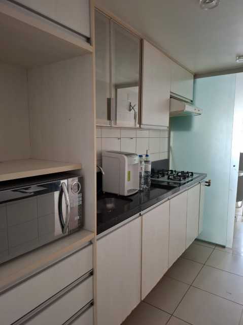 Apartamento à venda com 2 quartos, 85m² - Foto 14